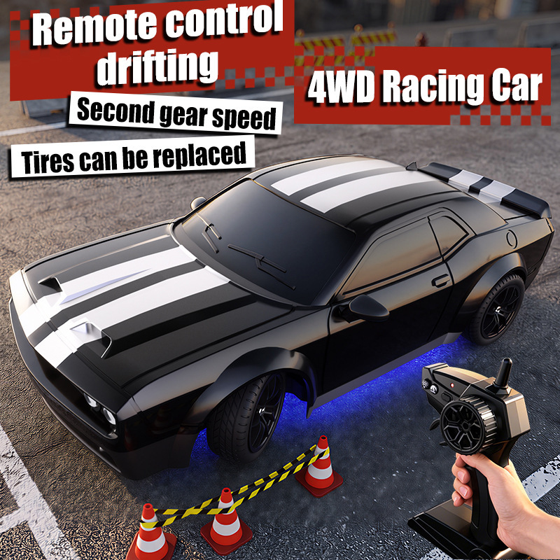 4輪駆動、高速ドリフトが可能なプロ仕様のRCレーシングカー。 - Remote Control Toys のレビューと価格